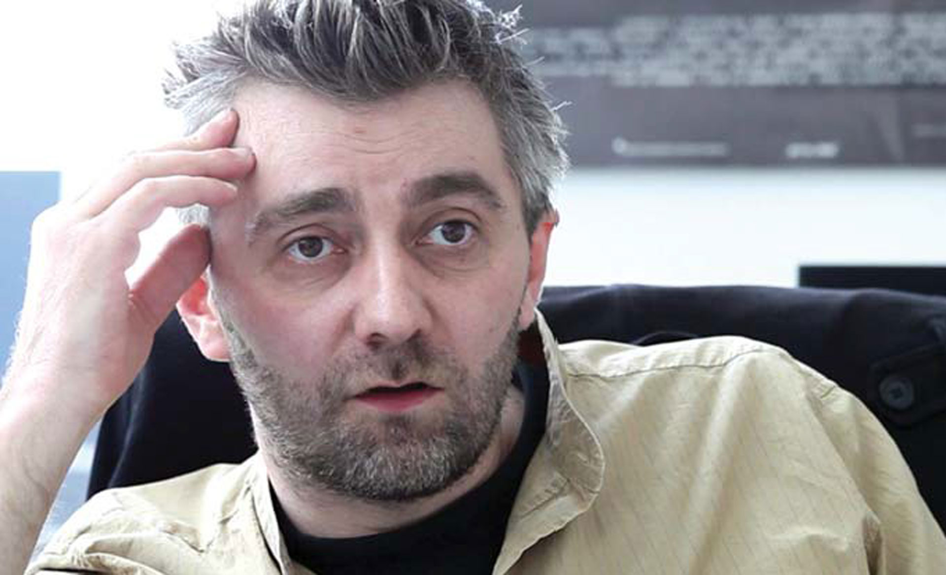 nihad-kresevljakovic-direktor-sarajevskog-ratnog-teatra-svaka-nova-predstava-ravna-je-cudu